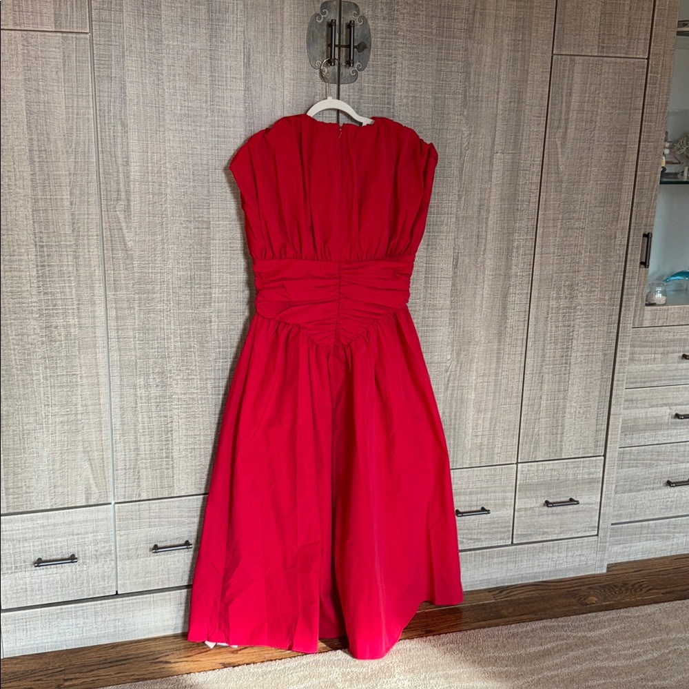 Micas‎ Solid Ruched Maxi Dress - Picture 17 of 17